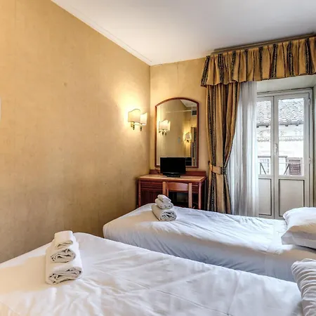 Отель Pomezia Рим