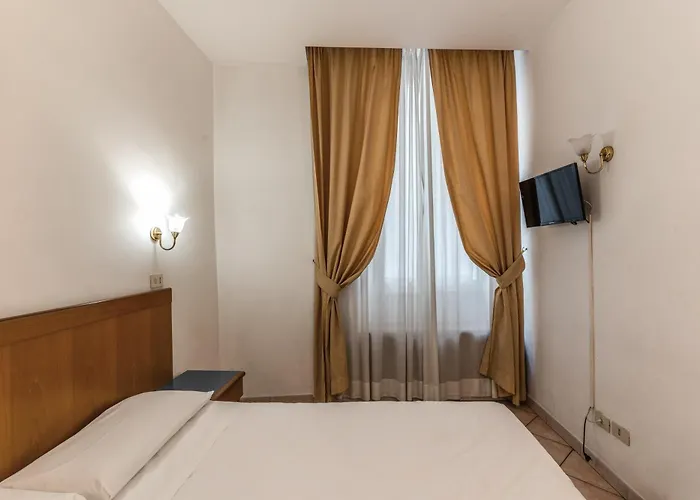 Hotell Pomezia Rom